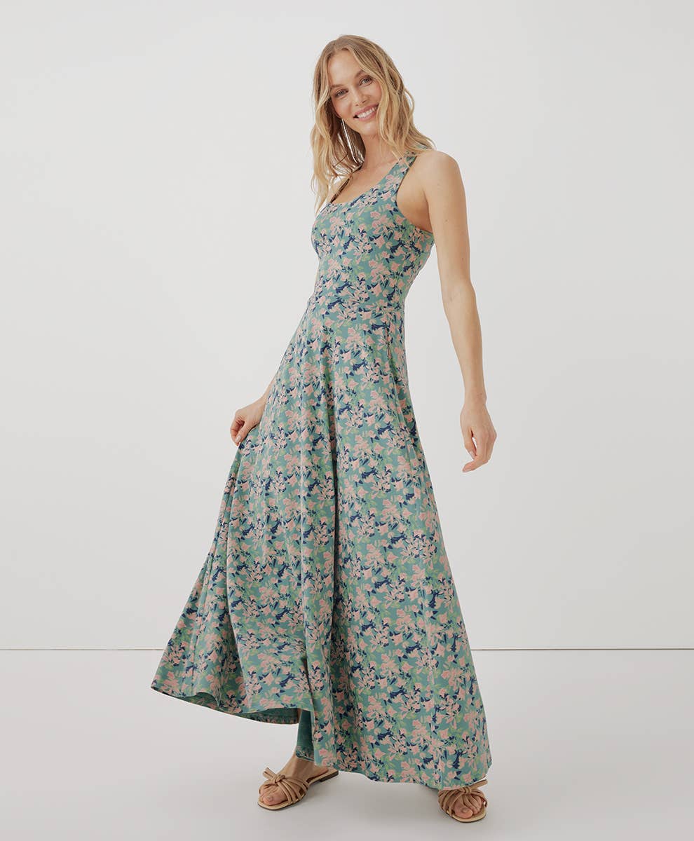 Women's Fit & Flare Open Back Maxi Dress